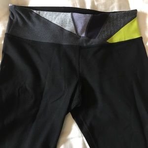 Lululemon reversible wunder under crops